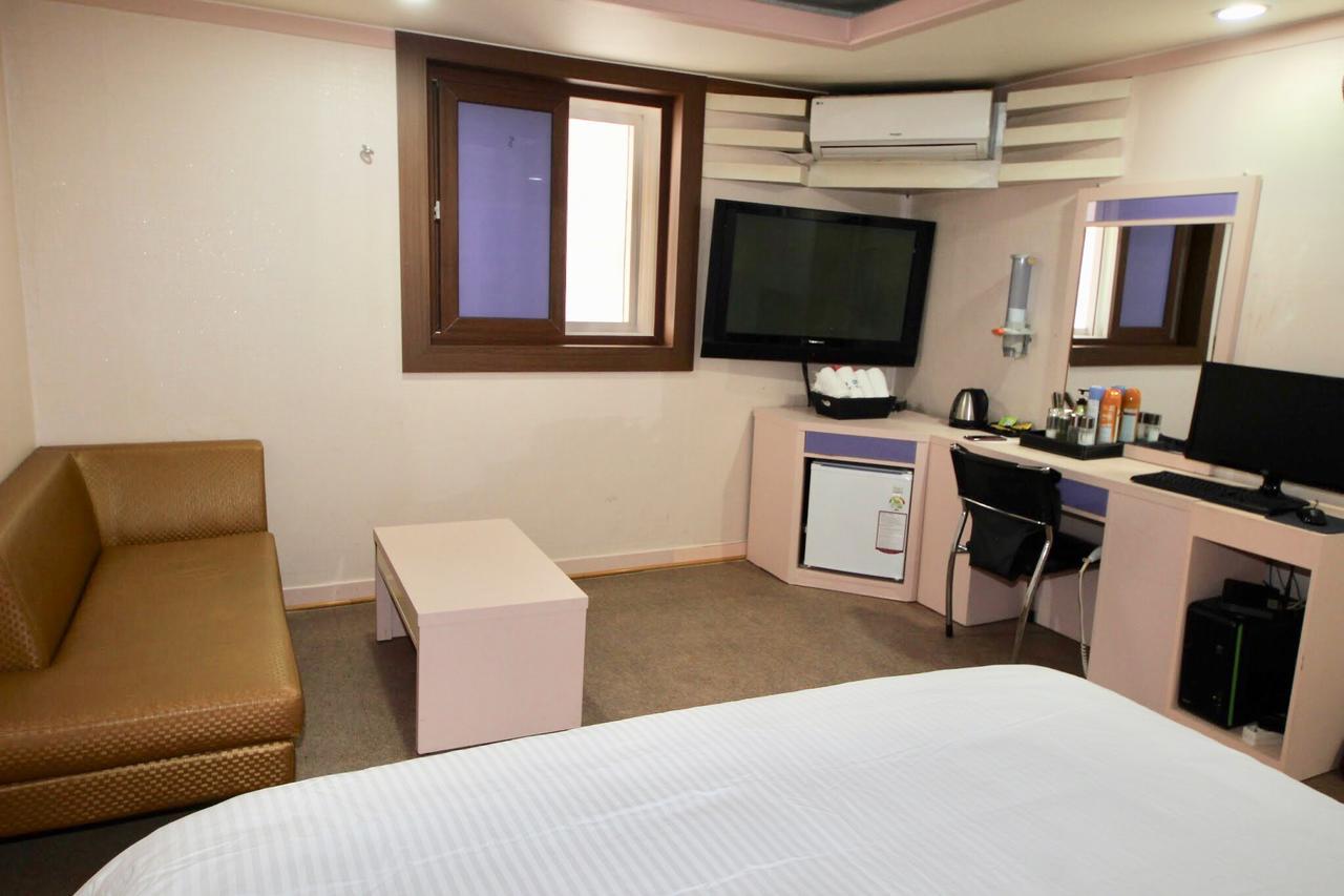 Motel Click 21 Pusan Zewnętrze zdjęcie